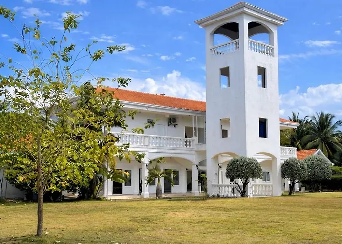 Casablanca By The Sea 3* マクタン