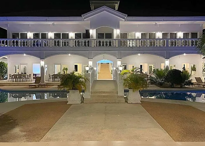 Casablanca By The Sea 3* マクタン